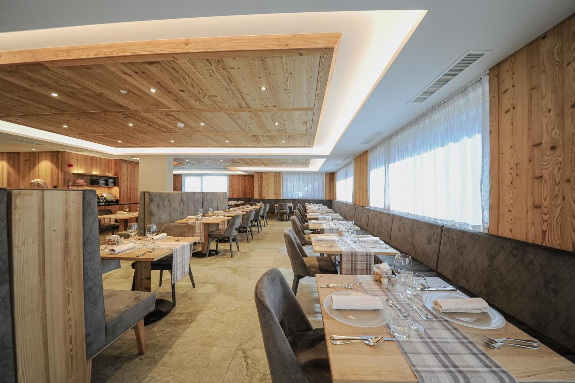 Hotel Italia كورفارا إنْ بادِيا المظهر الخارجي الصورة